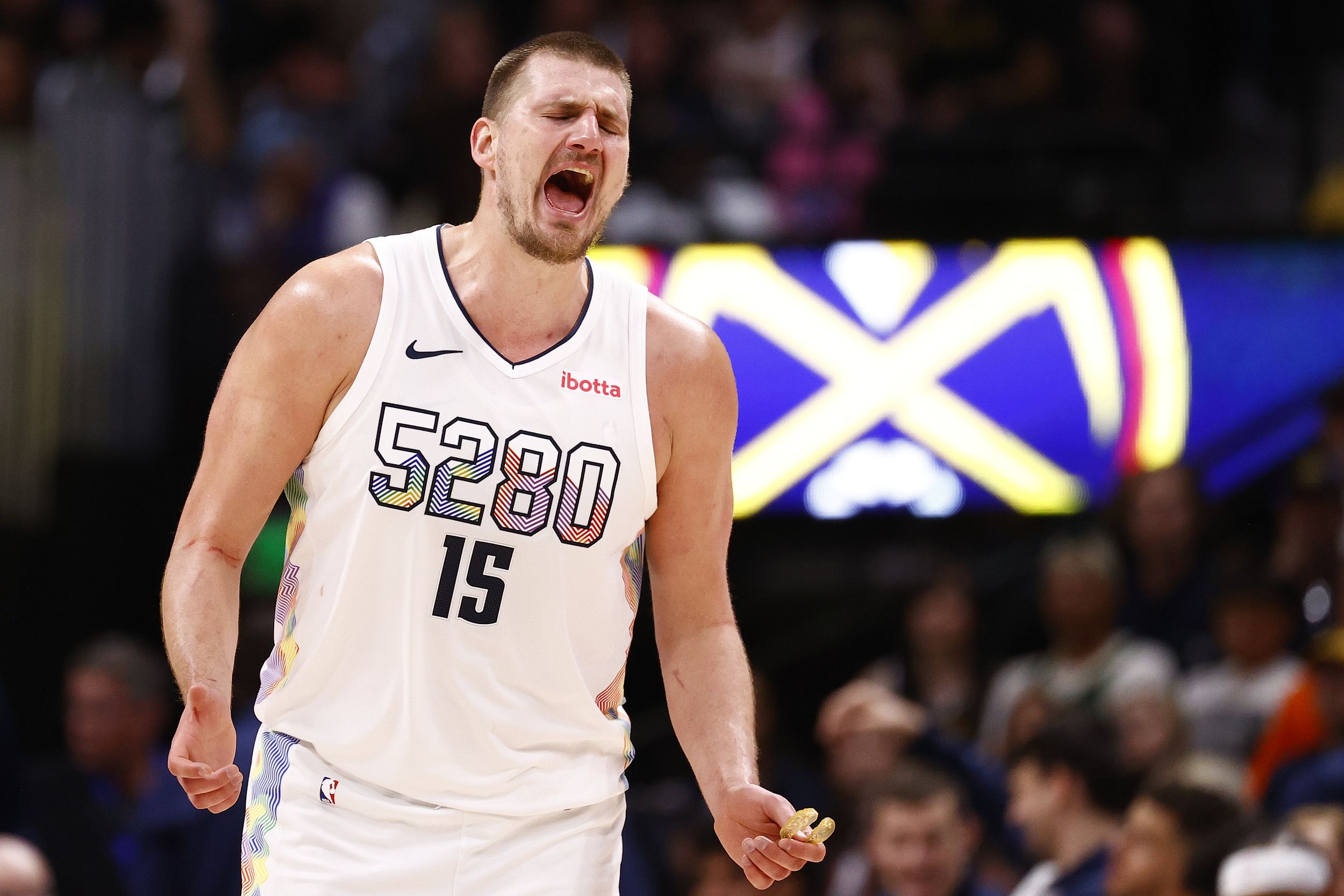 九游登录入口-ESPN记者：掘金休赛期的交易如果能让约基奇充满干劲，那就是成功的夏天